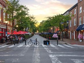 1201 N Royal Street 206, Alexandria VA 22314