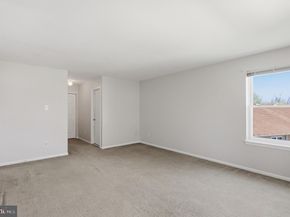1567 Brock Creek Drive, Yardley PA 19067