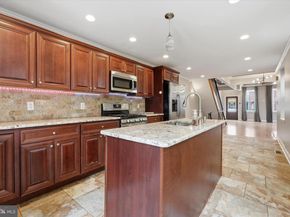 1523 S 4TH Street, Philadelphia PA 19147