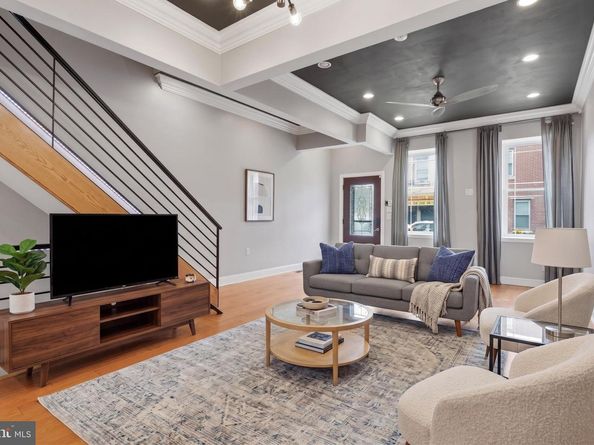 1523 S 4TH Street, Philadelphia PA 19147