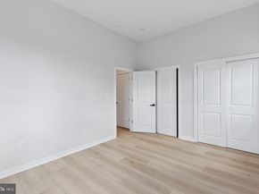 2800 Bridge Street, Philadelphia PA 19137