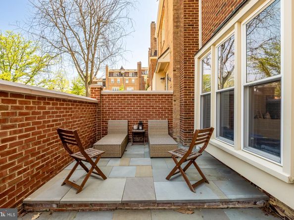 2532 Fairfax Drive, Arlington VA 22201