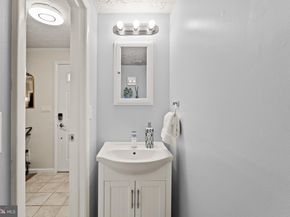 1617 Sierra Woods Drive, Reston VA 20194