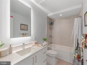 923 V Street NW 204, Washington DC 20001