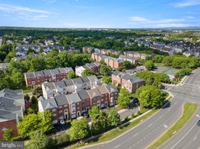 12957 Wood Crescent Circle, Herndon VA 20171