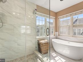 12957 Wood Crescent Circle, Herndon VA 20171