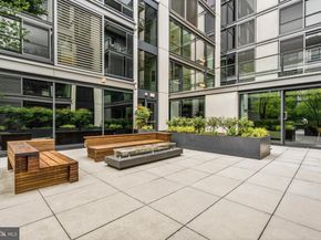 925 H Street NW 315, Washington DC 20001