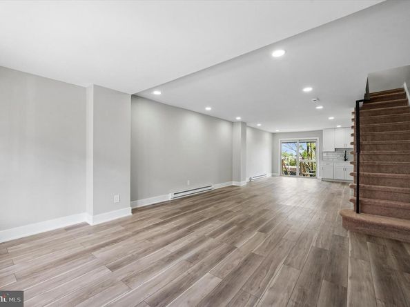 6736 Linmore Avenue, Philadelphia PA 19142