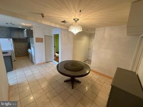 1100 Vine P306, Philadelphia PA 19107