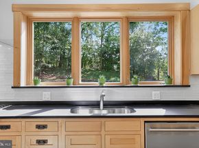 2136 Powhatan Street, Falls Church VA 22043