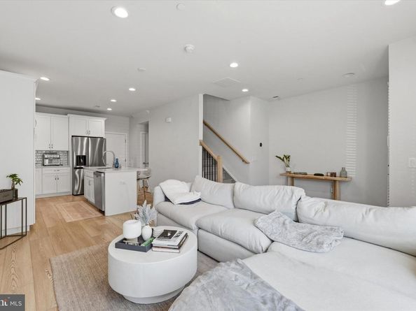 2160 Northbank Place 166, Philadelphia PA 19125