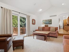 8607 Elliston Drive, Wyndmoor PA 19038