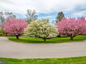 8607 Elliston Drive, Wyndmoor PA 19038