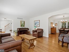 8607 Elliston Drive, Wyndmoor PA 19038