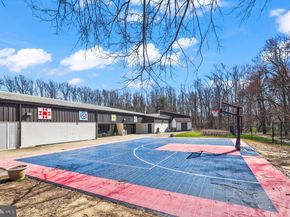 3241 Holly Hill Drive, Falls Church VA 22042