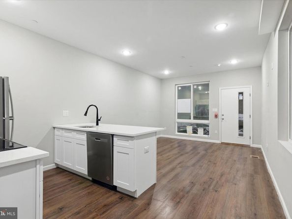 1230 N Marshall Street, Philadelphia PA 19122