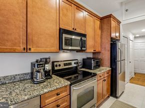 1305 Spruce Street TH2A, Philadelphia PA 19107