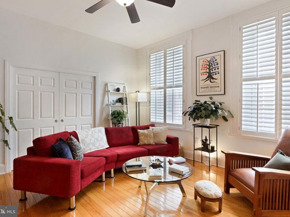 1305 Spruce Street TH2A, Philadelphia PA 19107
