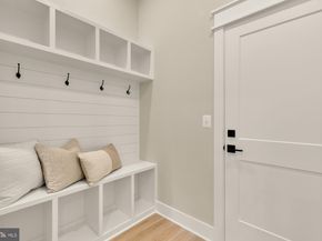 923 17TH Street S, Arlington VA 22202
