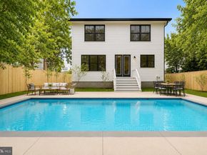 923 17TH Street S, Arlington VA 22202