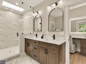 923 17TH Street S, Arlington VA 22202