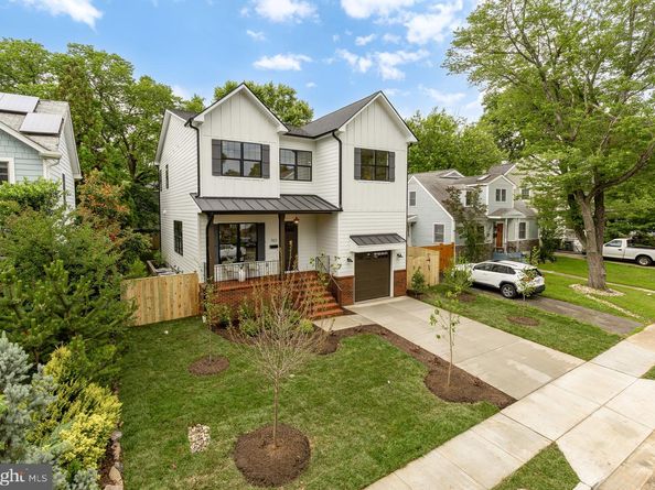 923 17TH Street S, Arlington VA 22202