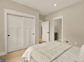923 17TH Street S, Arlington VA 22202