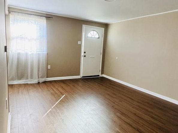 529 Avon St, Philadelphia PA 19116