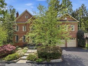 6441 Georgetown Pike, Mclean VA 22101