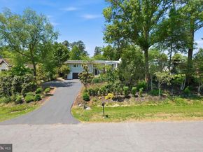 11610 Karen Drive, Potomac MD 20854