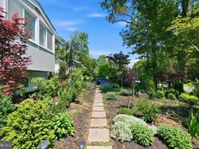 11610 Karen Drive, Potomac MD 20854