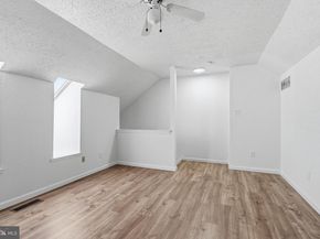 13 Rampart Drive, Chesterbrook PA 19087