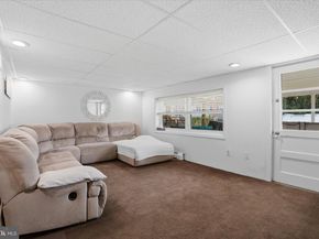 10915 Heflin Road, Philadelphia PA 19154