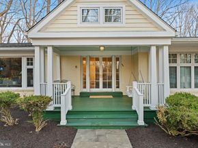 8505 Horseshoe Lane, Potomac MD 20854