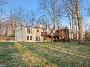 8505 Horseshoe Lane, Potomac MD 20854