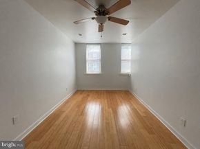 768 S 6TH Street, Philadelphia PA 19147