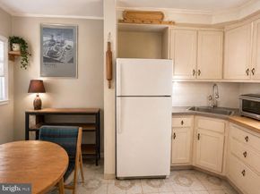 768 S 6TH Street, Philadelphia PA 19147