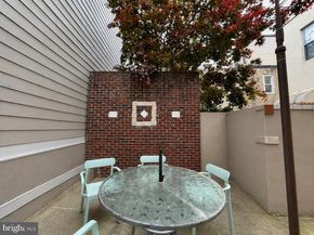 768 S 6TH Street, Philadelphia PA 19147