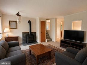768 S 6TH Street, Philadelphia PA 19147