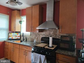 424 Woodlawn Avenue, Willow Grove PA 19090