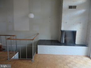 2122 Lombard Street, Philadelphia PA 19146