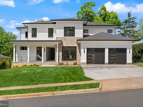 1324 Titania Lane, Mclean VA 22102