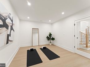 1324 Titania Lane, Mclean VA 22102