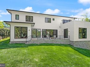 1324 Titania Lane, Mclean VA 22102
