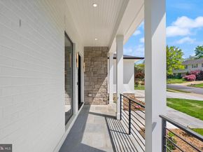1324 Titania Lane, Mclean VA 22102