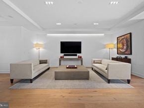 113 Arch Street PH2, Philadelphia PA 19106