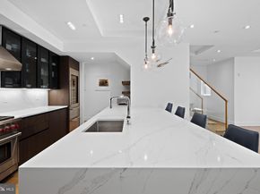 113 Arch Street PH2, Philadelphia PA 19106