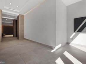 113 Arch Street PH2, Philadelphia PA 19106