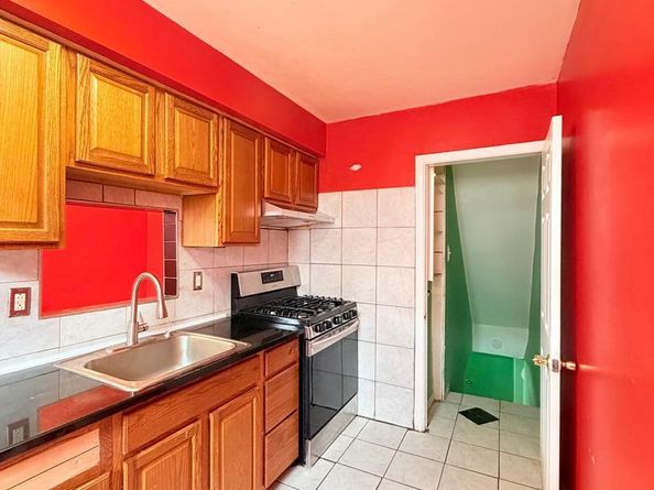 239 Higbee Street, Philadelphia PA 19111