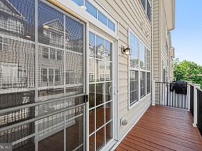 8046 Reserve Way, Vienna VA 22182